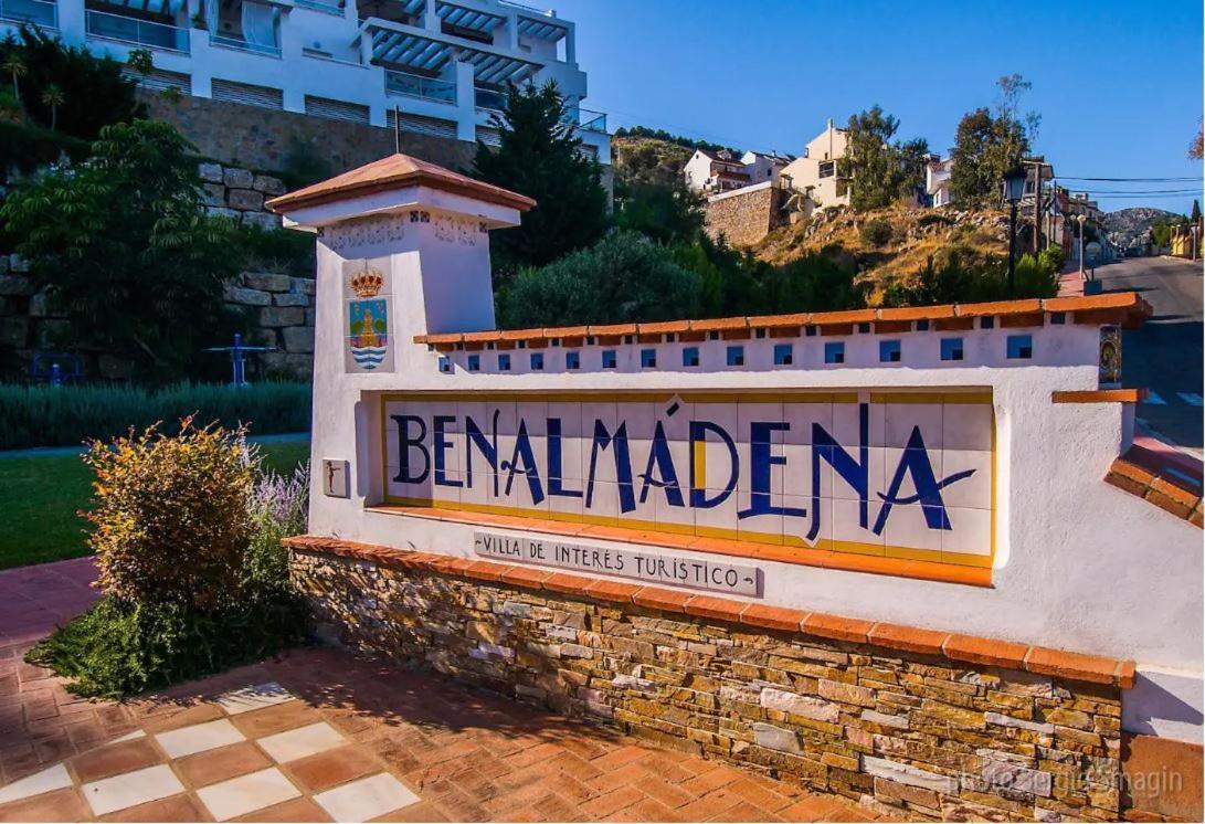 Piso En Alquiler En Benalmadena Costa Apartman Kültér fotó